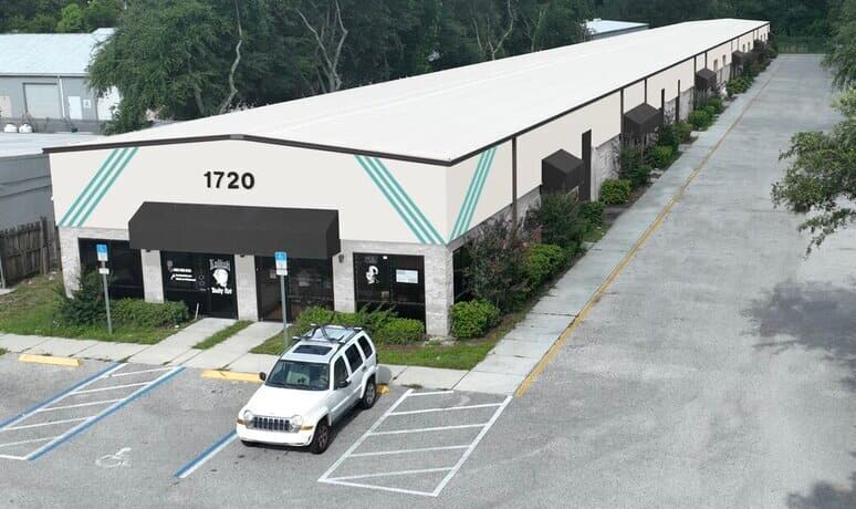 Multi-tenant flex property at 1720 N Goldenrod Rd, Orlando, FL